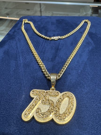 750 Pendant & Chain