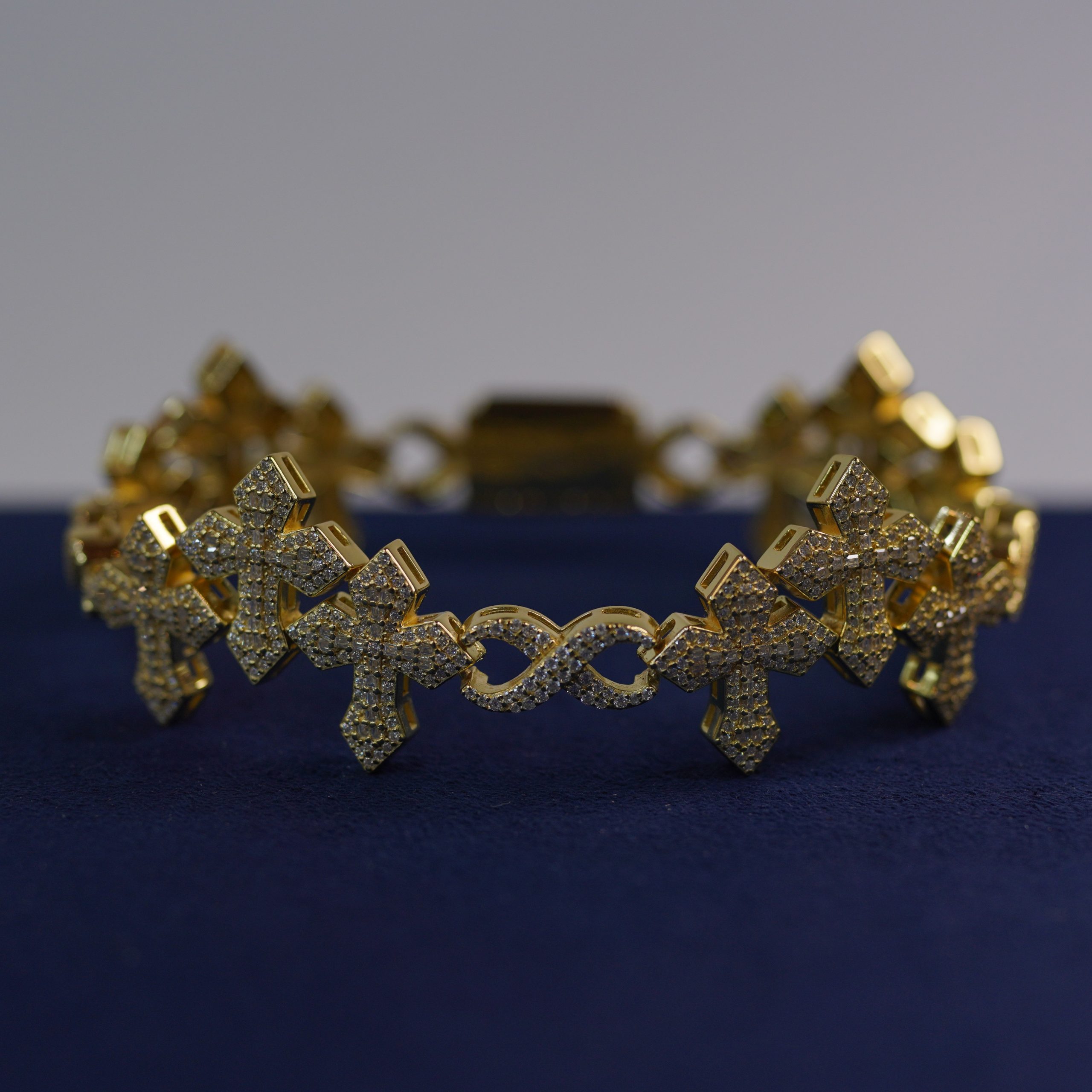 gold 3cross bracelet 4