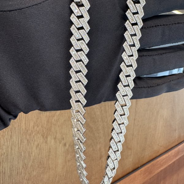 Cuban Link Chain – 12.28mm | 22 inches
