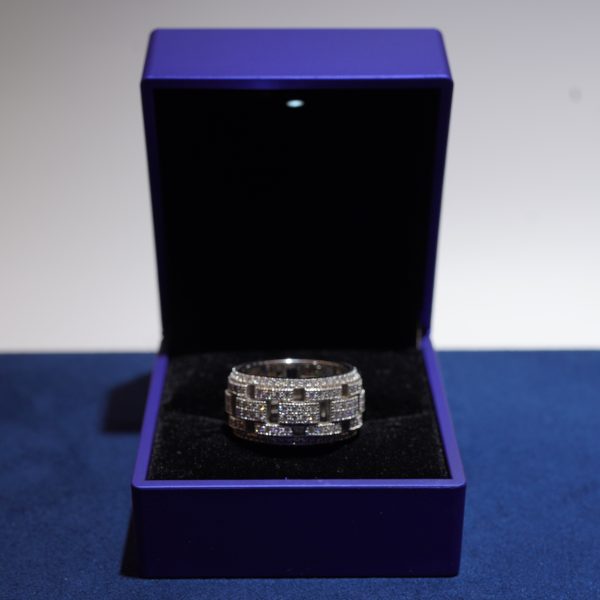 VVS Diamond Dancing Iced Band Ring