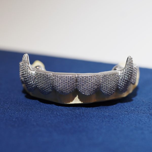 iced-out Diamond Dancing bottom Grillz