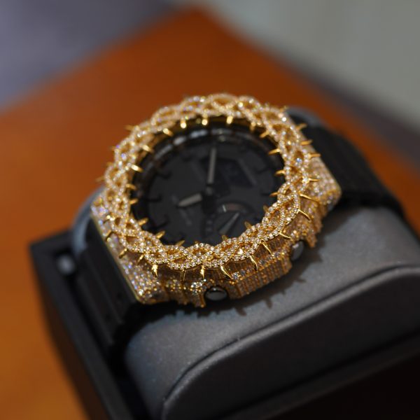 Casio G-Shock GA-2100 , m vvs diamond dancing The classic black strap and gold-toned